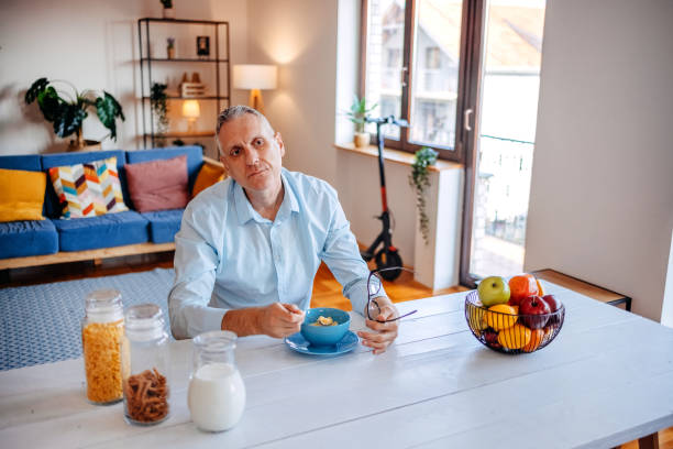 Alimentación y ejercicio para hombres de 50: transforma tu vida